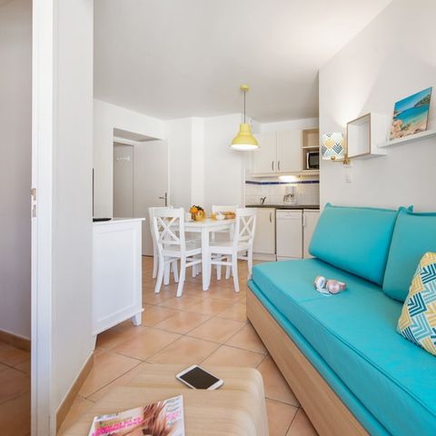 APARTMENT 4 people - - 1 bedroom - Balcony