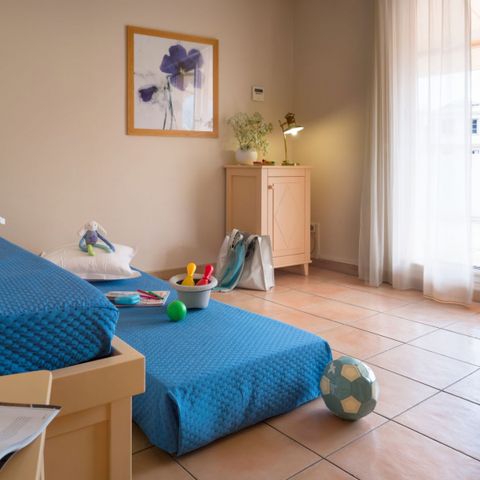 APARTMENT 4 people - - 1 bedroom - Balcony