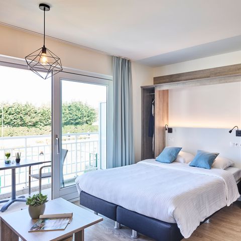 STUDIO 2 people - Studio Essential | Double bed - Disabled adapted