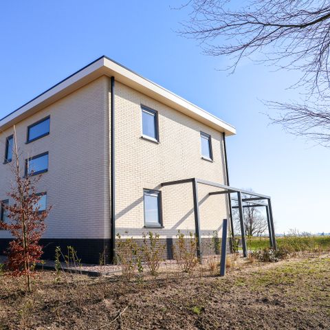 HOUSE 8 people - Cube Magnefique