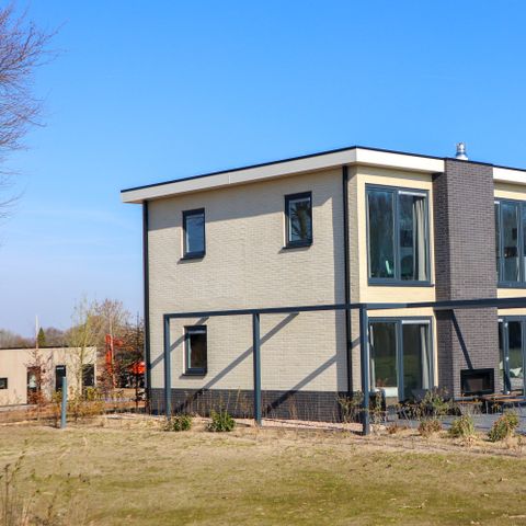HOUSE 8 people - Cube Magnefique