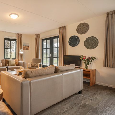 Bungalow 8 persons - 8E1