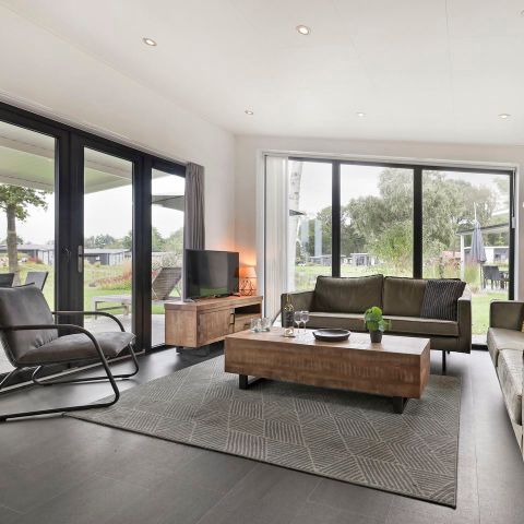 BUNGALOW 6 people - 4-6C (max. 4 adults)