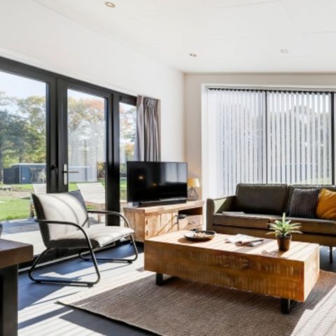 BUNGALOW 6 people - 4-6C (max. 4 adults)