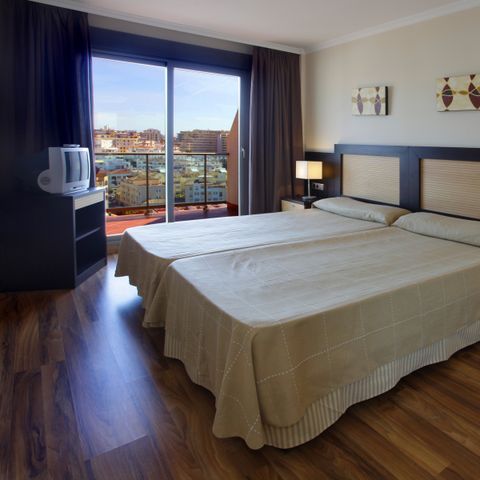APARTMENT 4 people - Standard 1 Bedroom (Max 3 adults)