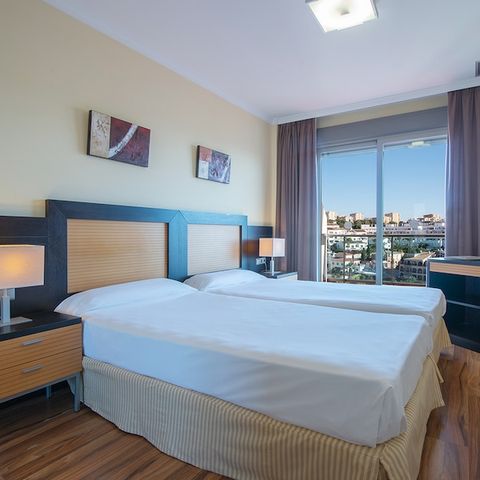 APARTMENT 4 people - Standard 2 Bedrooms