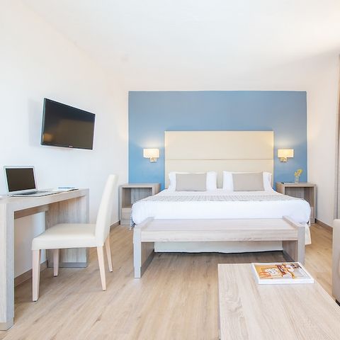 BEDROOM 2 people - Double Room - Superieur - Terrace - Sea view - Breakfast included