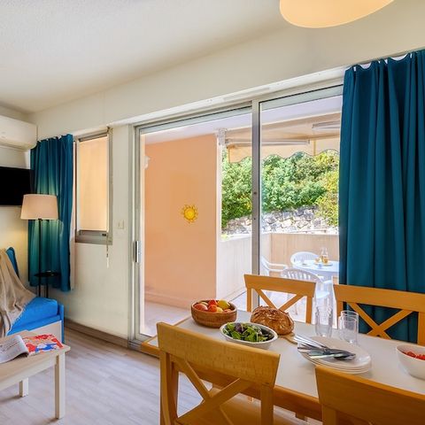 APARTMENT 4 people - Studio (max. 2 adults)