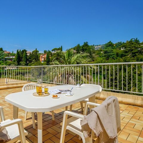APARTMENT 6 people - 1 bedroom - 1 sleeping area - Air-conditionned