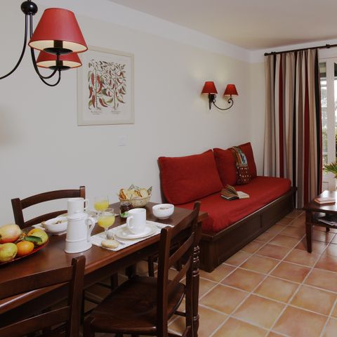 APARTMENT 5 people - - 1 bedroom - Terrace or balcony