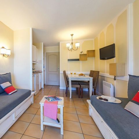 APARTMENT 5 people - - 1 bedroom - Terrace or Balcony