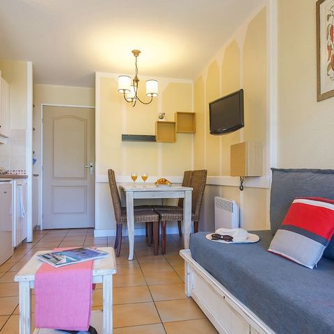 APARTMENT 5 people - - 1 bedroom - Terrace or Balcony