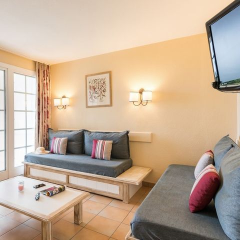 APARTMENT 7 people - - 1 bedroom + 1 sleeping alcove - Terrace or balcony