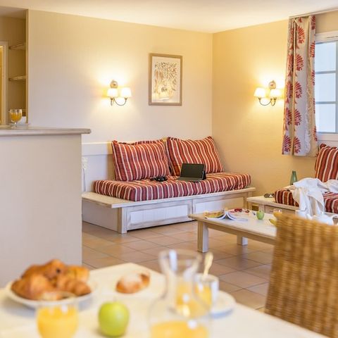 APARTMENT 7 people - - 1 bedroom + 1 sleeping alcove - Terrace or balcony - Eco