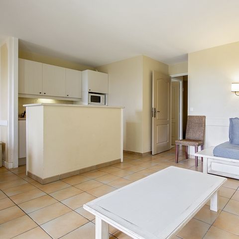 APARTMENT 9 people - - 2 bedrooms + 1 sleeping alcove - Terrace or balcony