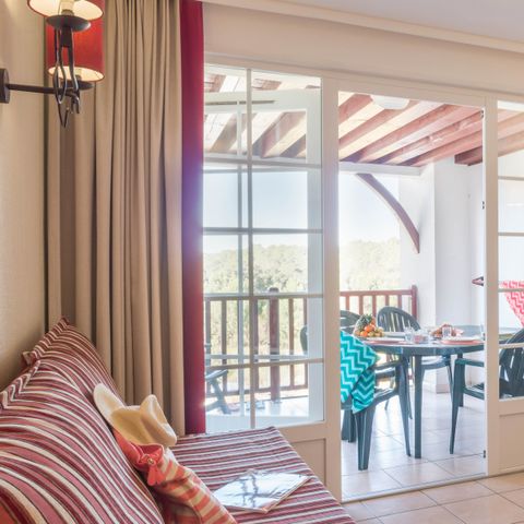 APARTMENT 6 people - 1 bedroom + 1 sleeping area - Terrace - Renovated
