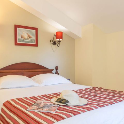 APARTMENT 6 people - 1 bedroom + 1 sleeping area - Terrace - Renovated
