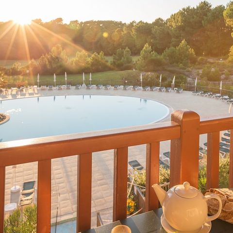APARTMENT 8 people - 2 bedroom - Terrace or balcony - Renovated