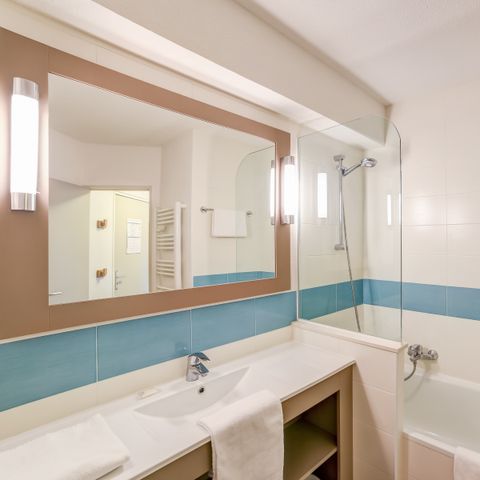 APARTMENT 4 people - - 1 sleeping alcove - Terrace or balcony - Sea view