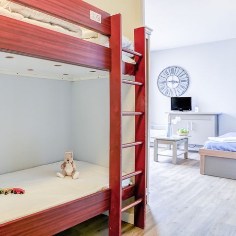 APARTMENT 4 people - - 1 sleeping alcove - Terrace or balcony - Sea view