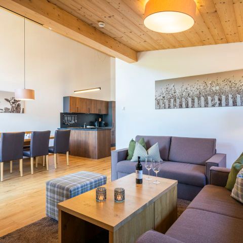 APARTMENT 8 people - 6-8C