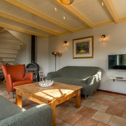 HOUSE 6 people - The Ducat