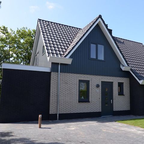 VILLA 9 people - the Raging Sphere