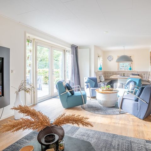 House 8 persons - White Pearl