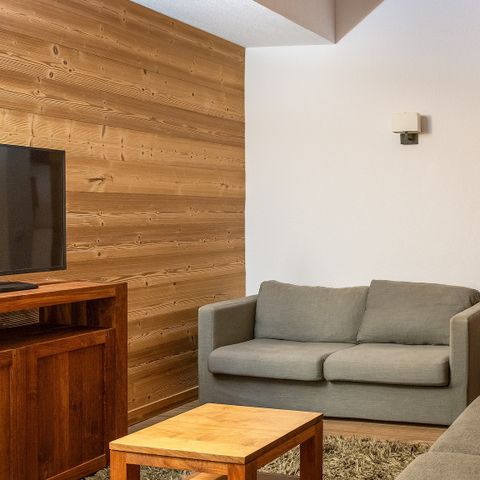 APARTMENT 10 people - de Mesure