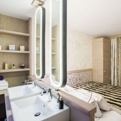 APARTMENT 8 people - (max 7 adults) Standard