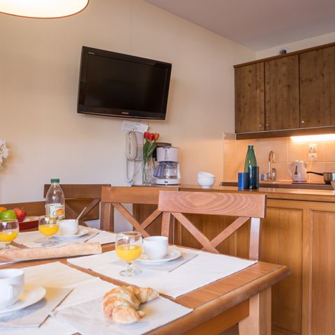 APARTMENT 6 people - (max 5 adults) Standard
