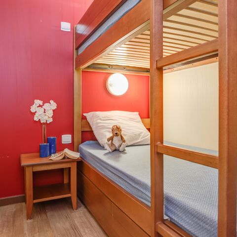 APARTMENT 6 people - (max 5 adults) Standard