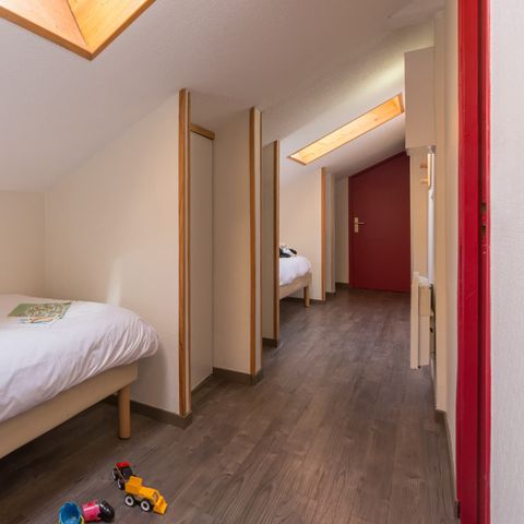 APARTMENT 6 people - (max 4 adults) Standard