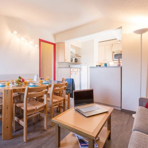 APARTMENT 6 people - (max 4 adults) Standard