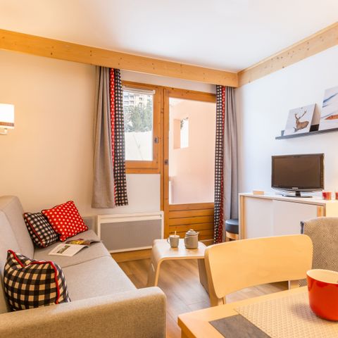APARTMENT 5 people - (max 4 adults) Standard