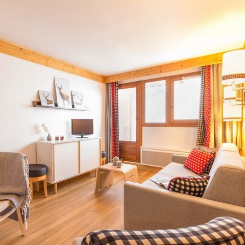 APARTMENT 6 people - (max 4 adults) Standard