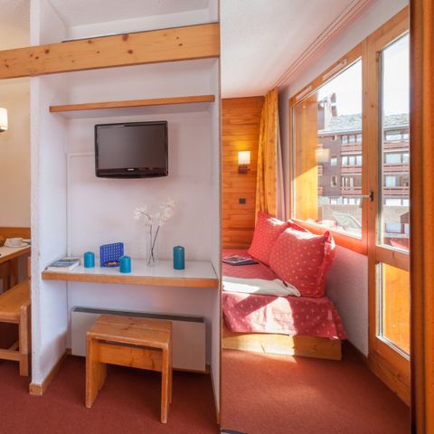 APARTMENT 7 people - (max 5 adults) Standard-Eco
