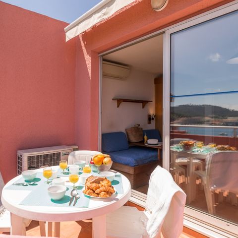 APARTMENT 5 people - (max 3 adults) Studio Standard-Eco M1U15BS