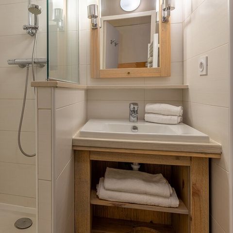 Apartment 6 persons - Flat sleeps 6 - 1 bedroom + 1 sleeping area