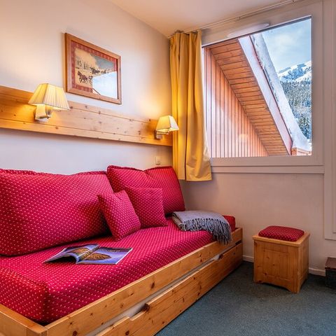 Apartment 6 persons - Flat 6 people - 1 bedroom + 1 sleeping area - Valley view - Balcony