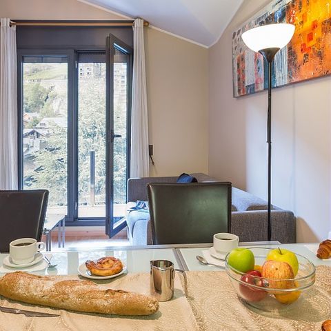 APARTMENT 6 people - (max 4 adults) Standard