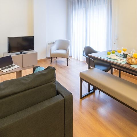 APARTMENT 6 people - (max 4 adults) Superior