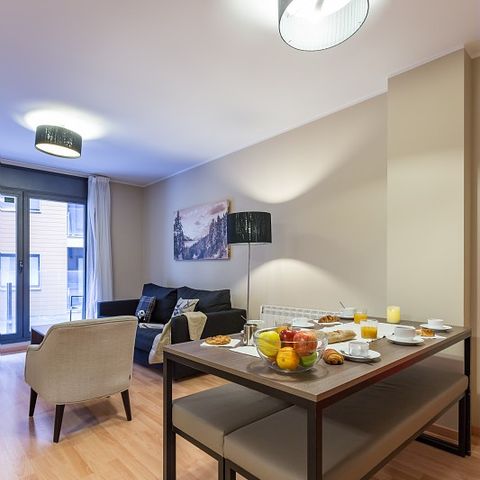 APARTMENT 8 people - (max 5 adults) Standard