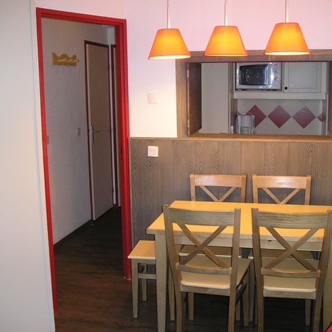 APARTMENT 5 people - (max 4 adults) Standard
