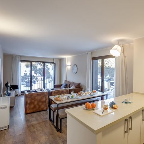 APARTMENT 6 people - (max 4 adults) Standard