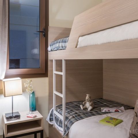 APARTMENT 6 people - (max 4 adults) Standard