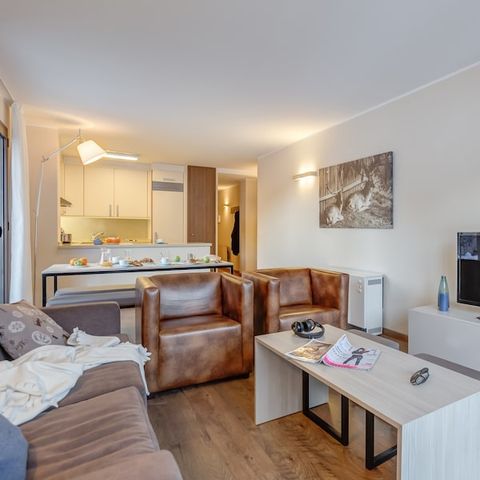 APARTMENT 6 people - (max 4 adults) Standard