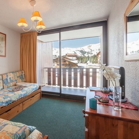 APARTMENT 4 people - (max 2 adults) Studio Standard-Eco Y2Y14D