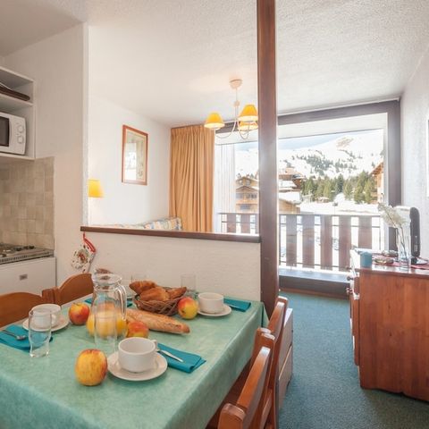 APARTMENT 4 people - (max 2 adults) Studio Standard-Eco Y2Y14D