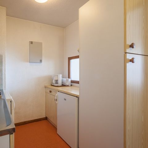 APARTMENT 6 people - (max 2 adults) Standard-Eco Y2Y26S